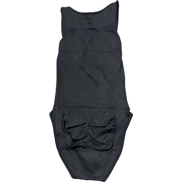 NWOT Bodysuit Shapewear - Picture 5 of 6